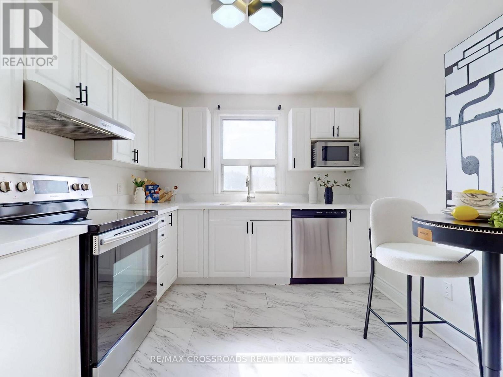 1386 Simcoe Street S, Oshawa, Ontario  L1H 4M4 - Photo 10 - E12904430