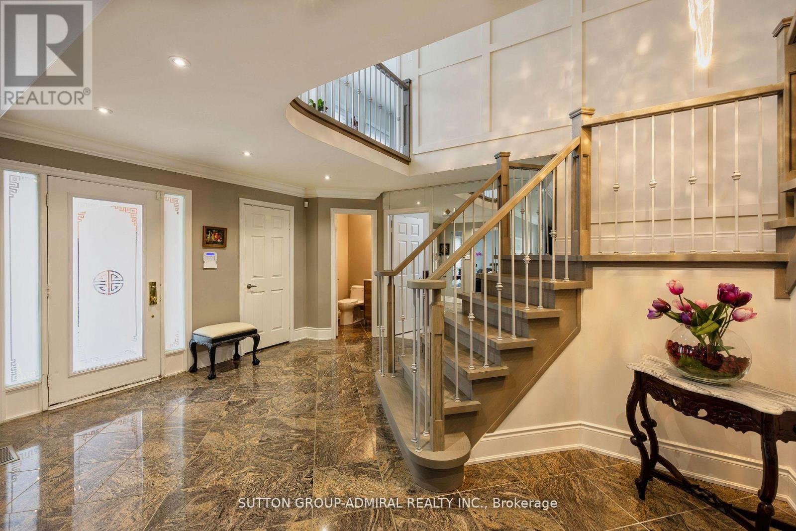 1 Regent Street, Richmond Hill, Ontario  L4C 9A9 - Photo 17 - N12904302