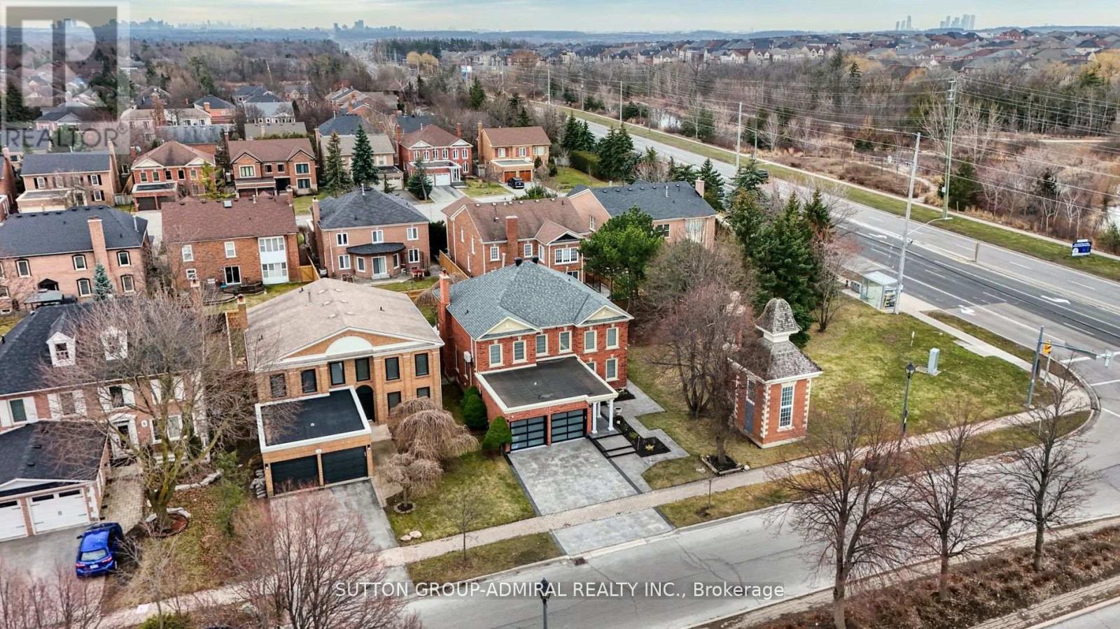 1 Regent Street, Richmond Hill, Ontario  L4C 9A9 - Photo 38 - N12904302