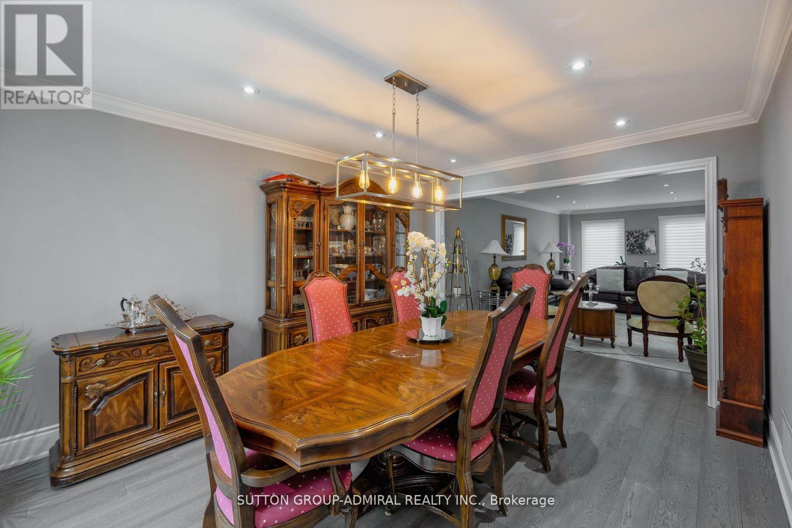 1 Regent Street, Richmond Hill, Ontario  L4C 9A9 - Photo 8 - N12904302