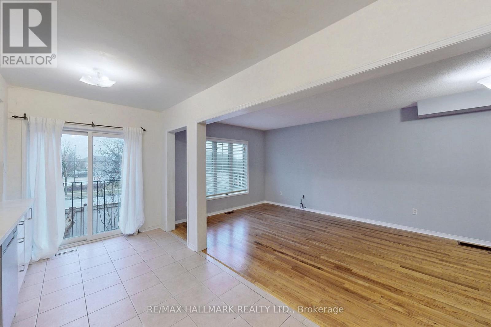 55 Walkview Crescent, Richmond Hill, Ontario  L4E 4H6 - Photo 14 - N12904308