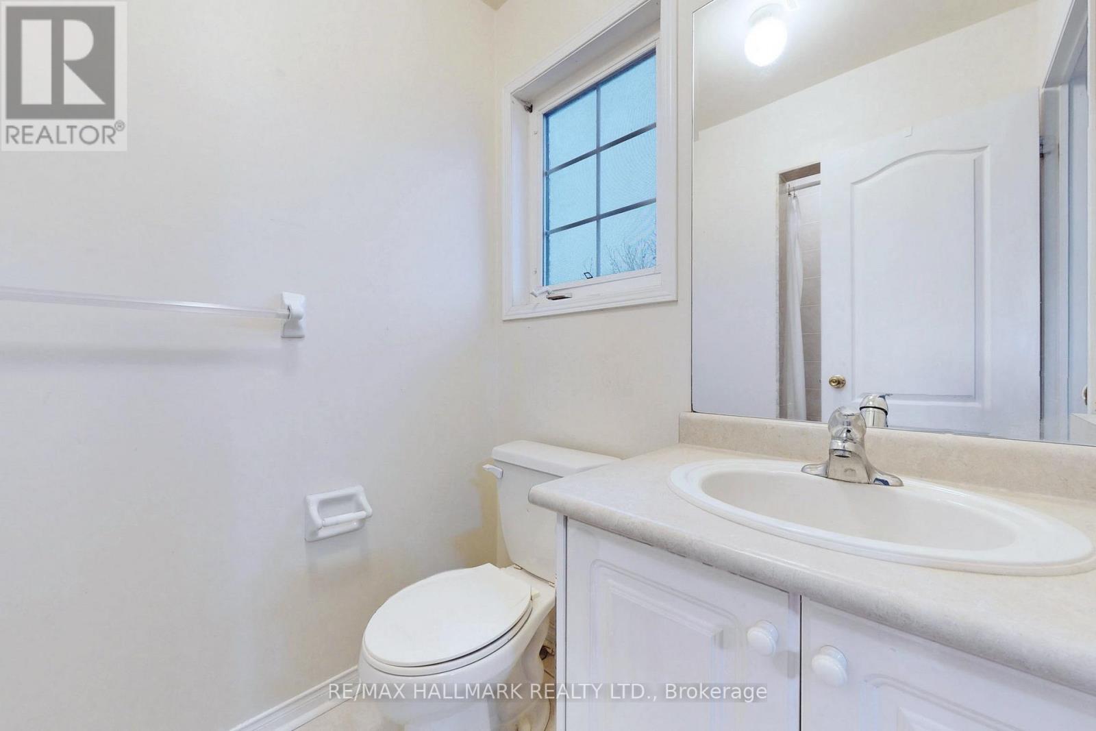 55 Walkview Crescent, Richmond Hill, Ontario  L4E 4H6 - Photo 23 - N12904308