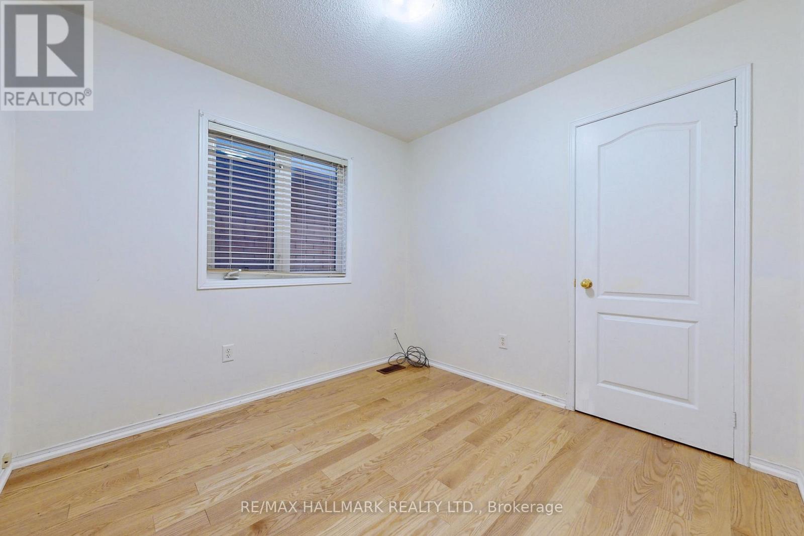 55 Walkview Crescent, Richmond Hill, Ontario  L4E 4H6 - Photo 30 - N12904308