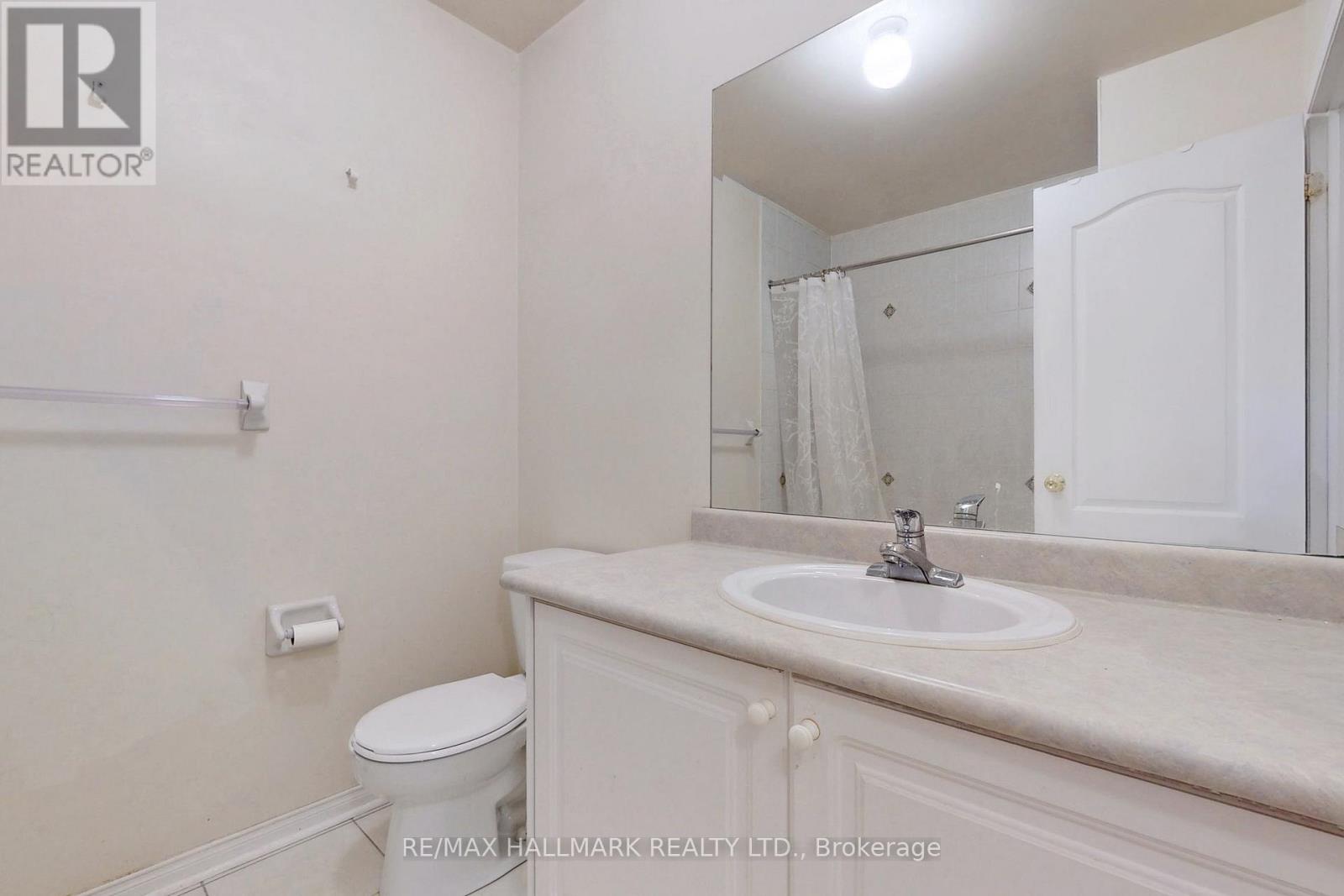 55 Walkview Crescent, Richmond Hill, Ontario  L4E 4H6 - Photo 34 - N12904308