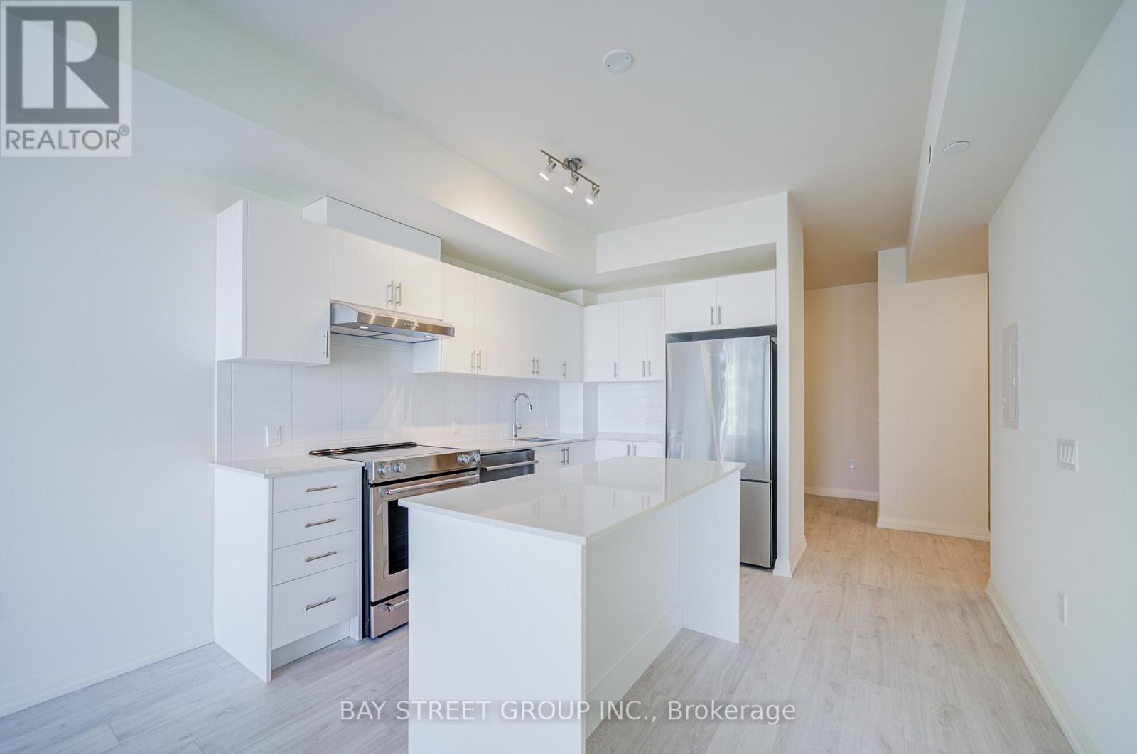 1712 - 27 Korda Gate, Vaughan, Ontario  L4K 0P6 - Photo 11 - N12904354