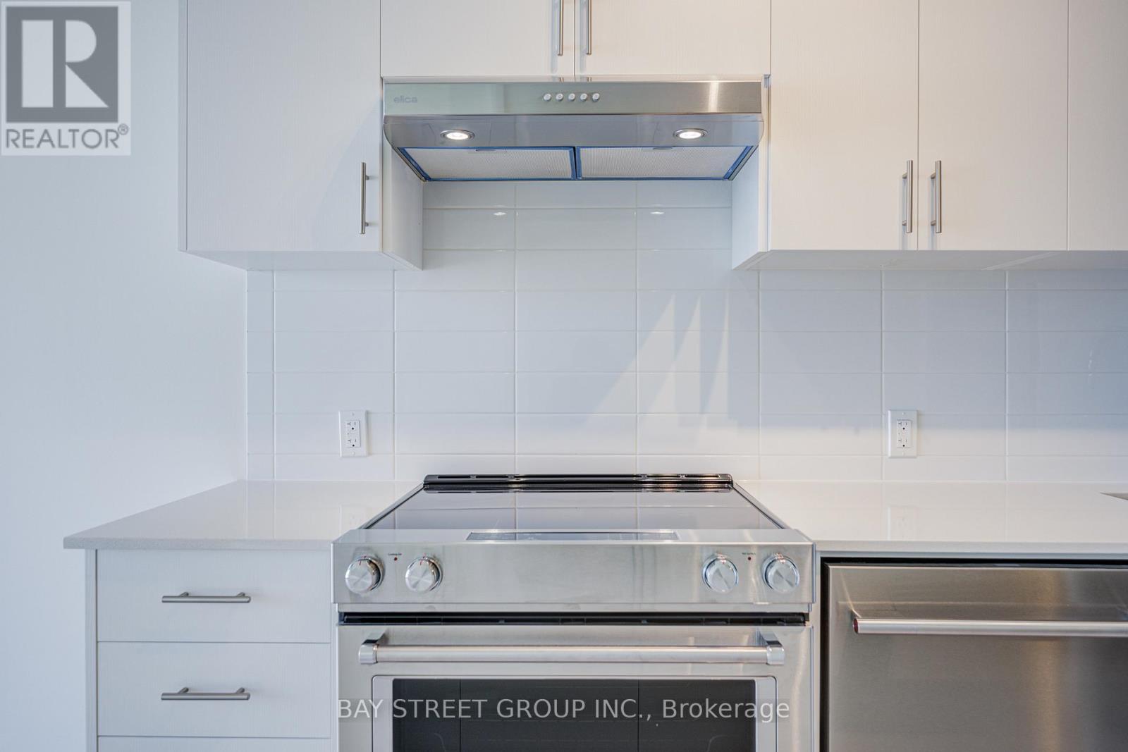 1712 - 27 Korda Gate, Vaughan, Ontario  L4K 0P6 - Photo 14 - N12904354