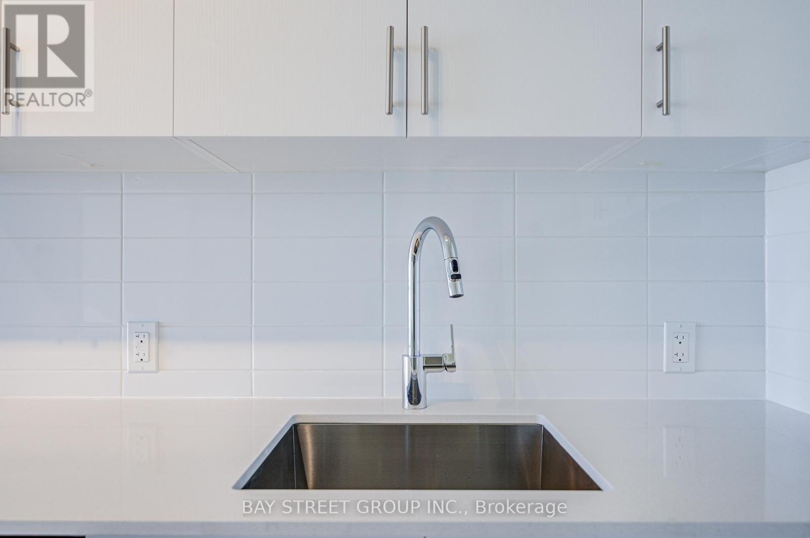 1712 - 27 Korda Gate, Vaughan, Ontario  L4K 0P6 - Photo 15 - N12904354