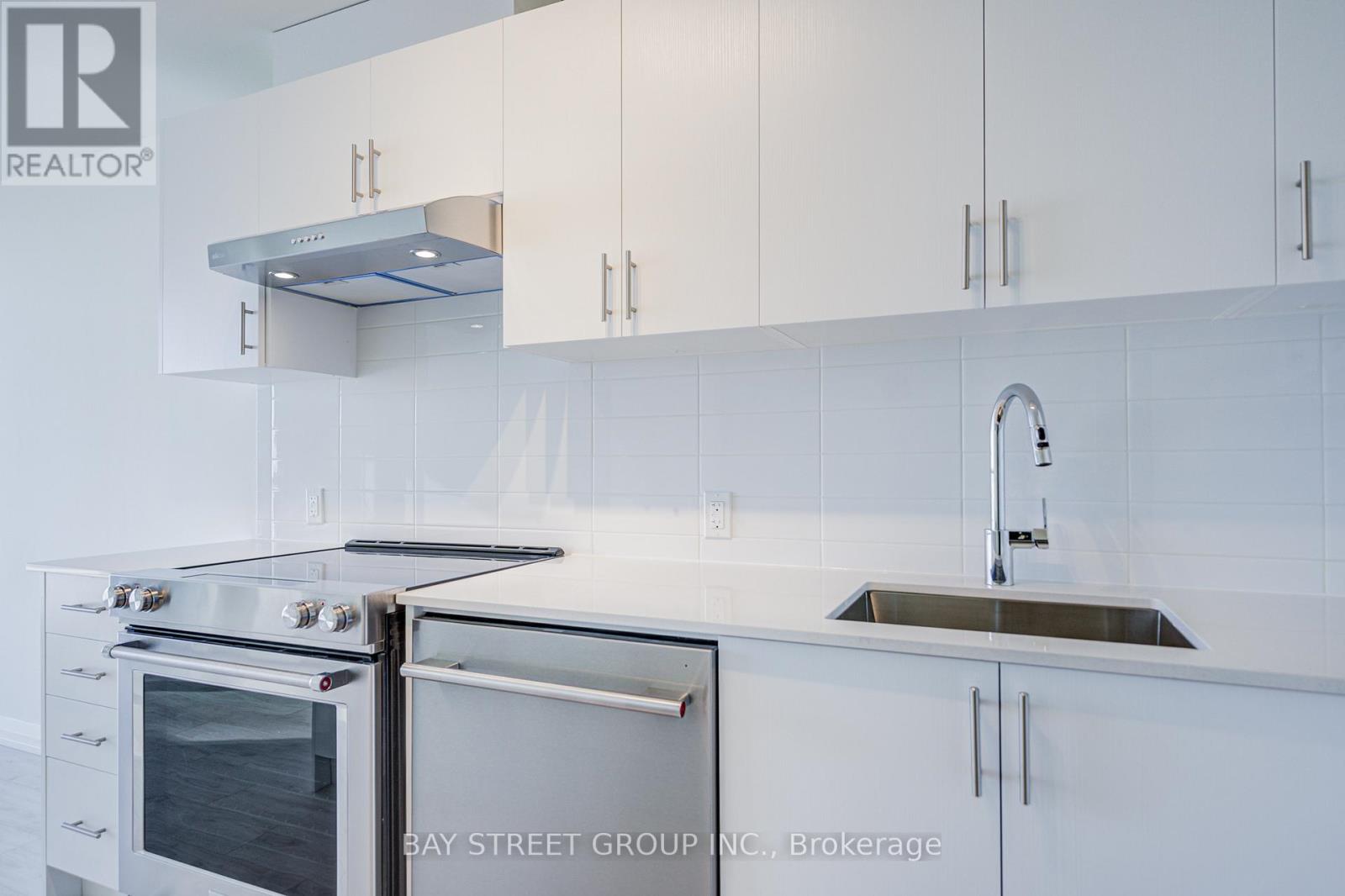 1712 - 27 Korda Gate, Vaughan, Ontario  L4K 0P6 - Photo 16 - N12904354