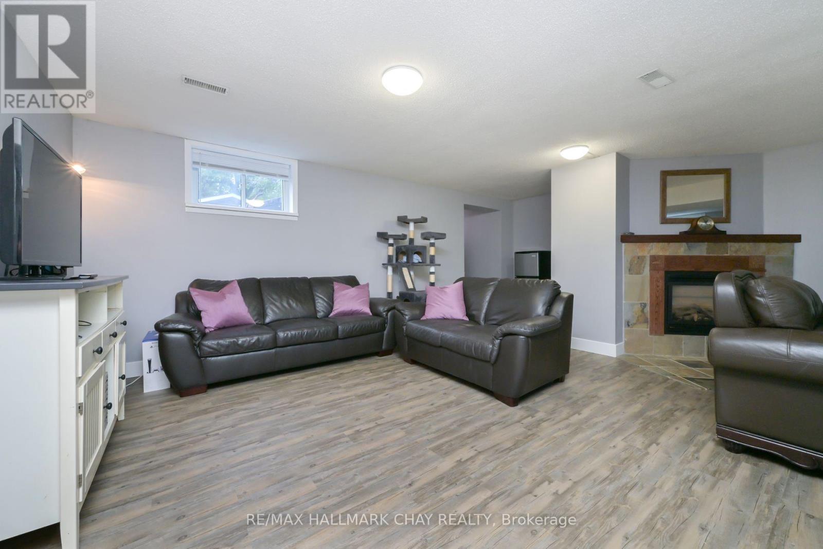 6098 County Rd 13 Road, Adjala-Tosorontio (Everett), Ontario  L0M 1J0 - Photo 21 - N12904418