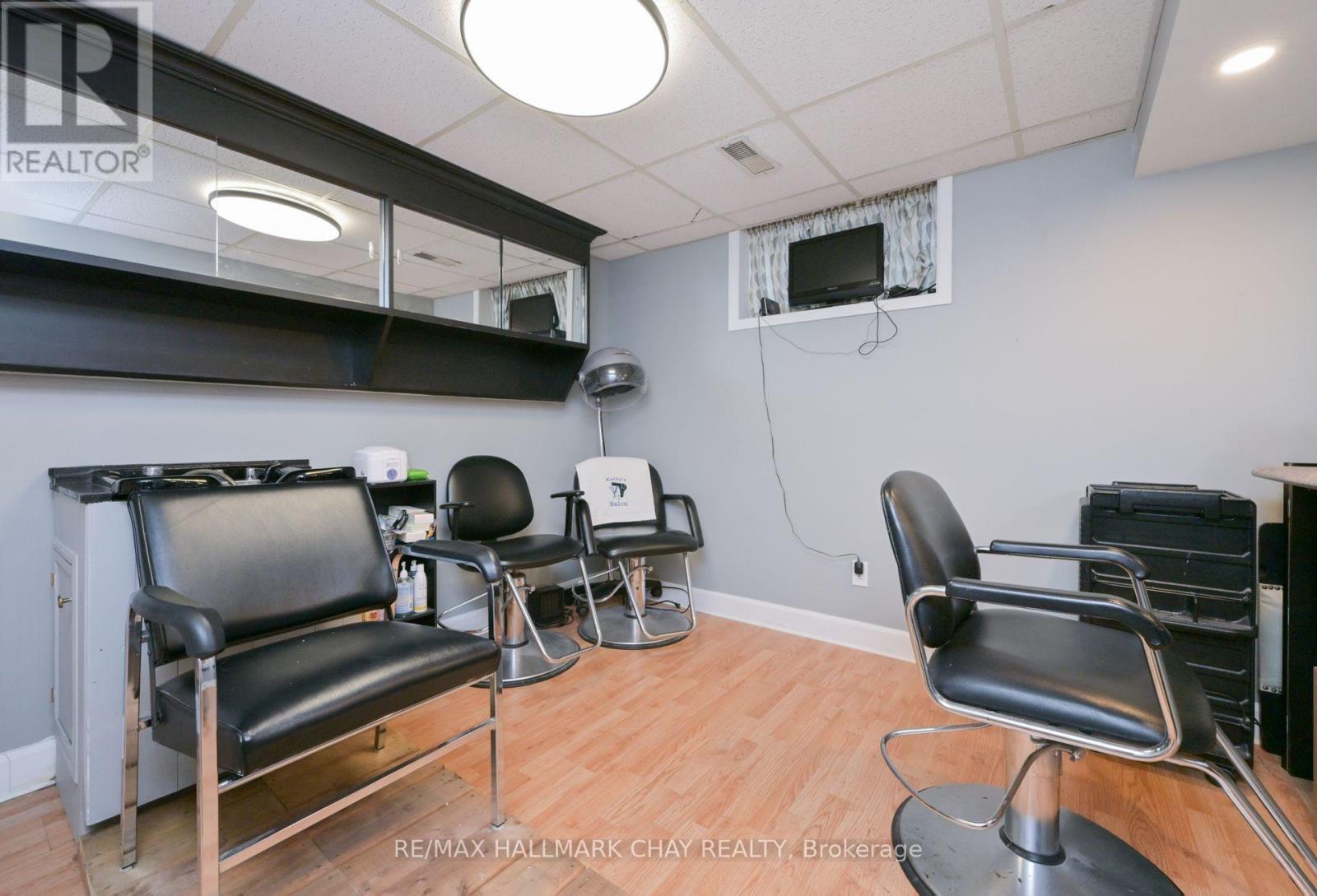 6098 County Rd 13 Road, Adjala-Tosorontio (Everett), Ontario  L0M 1J0 - Photo 29 - N12904418