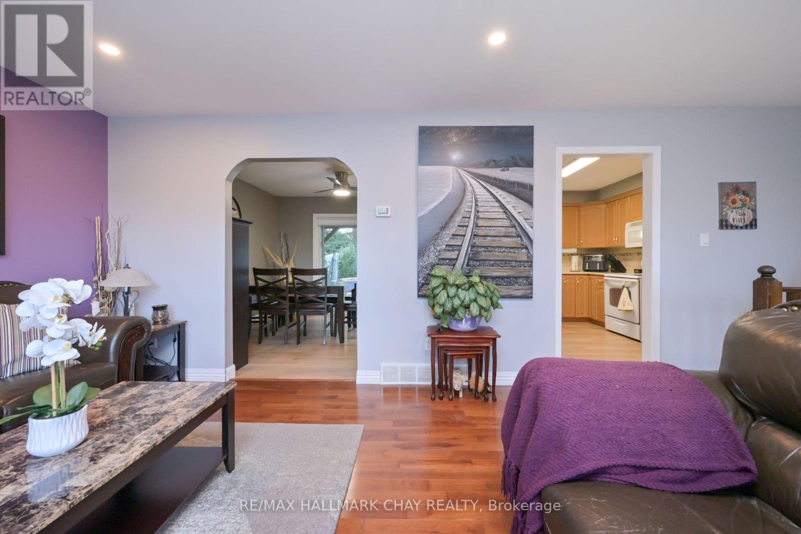 6098 County Rd 13 Road, Adjala-Tosorontio (Everett), Ontario  L0M 1J0 - Photo 7 - N12904418