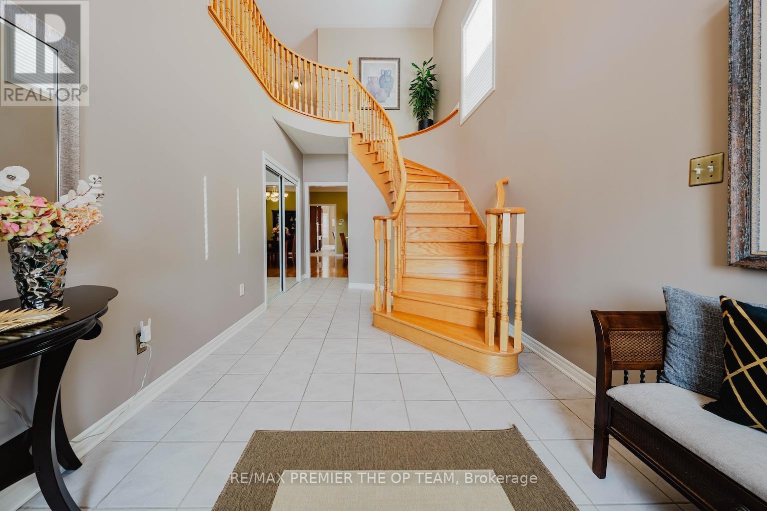 179 Lio Avenue, Vaughan, Ontario L4H 2S3 - Photo 5 - N12904424