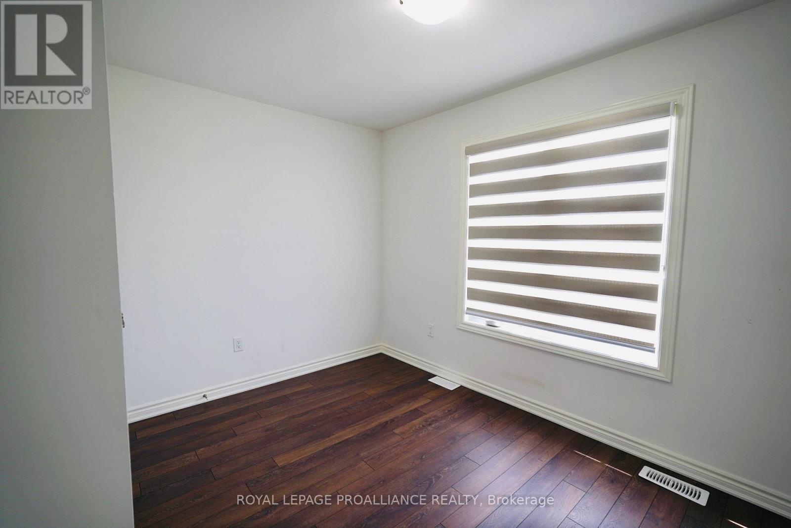 17 Bradden Crescent, Belleville (Belleville Ward), Ontario  K8N 0T8 - Photo 25 - X12900456