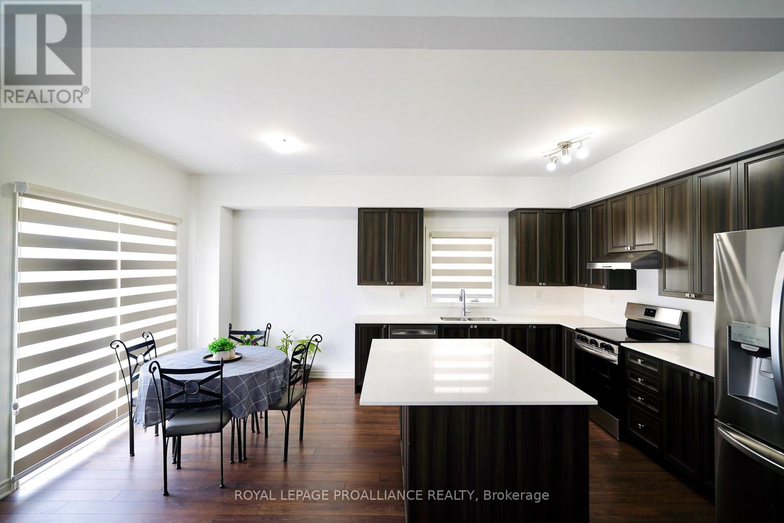 17 Bradden Crescent, Belleville (Belleville Ward), Ontario  K8N 0T8 - Photo 8 - X12900456