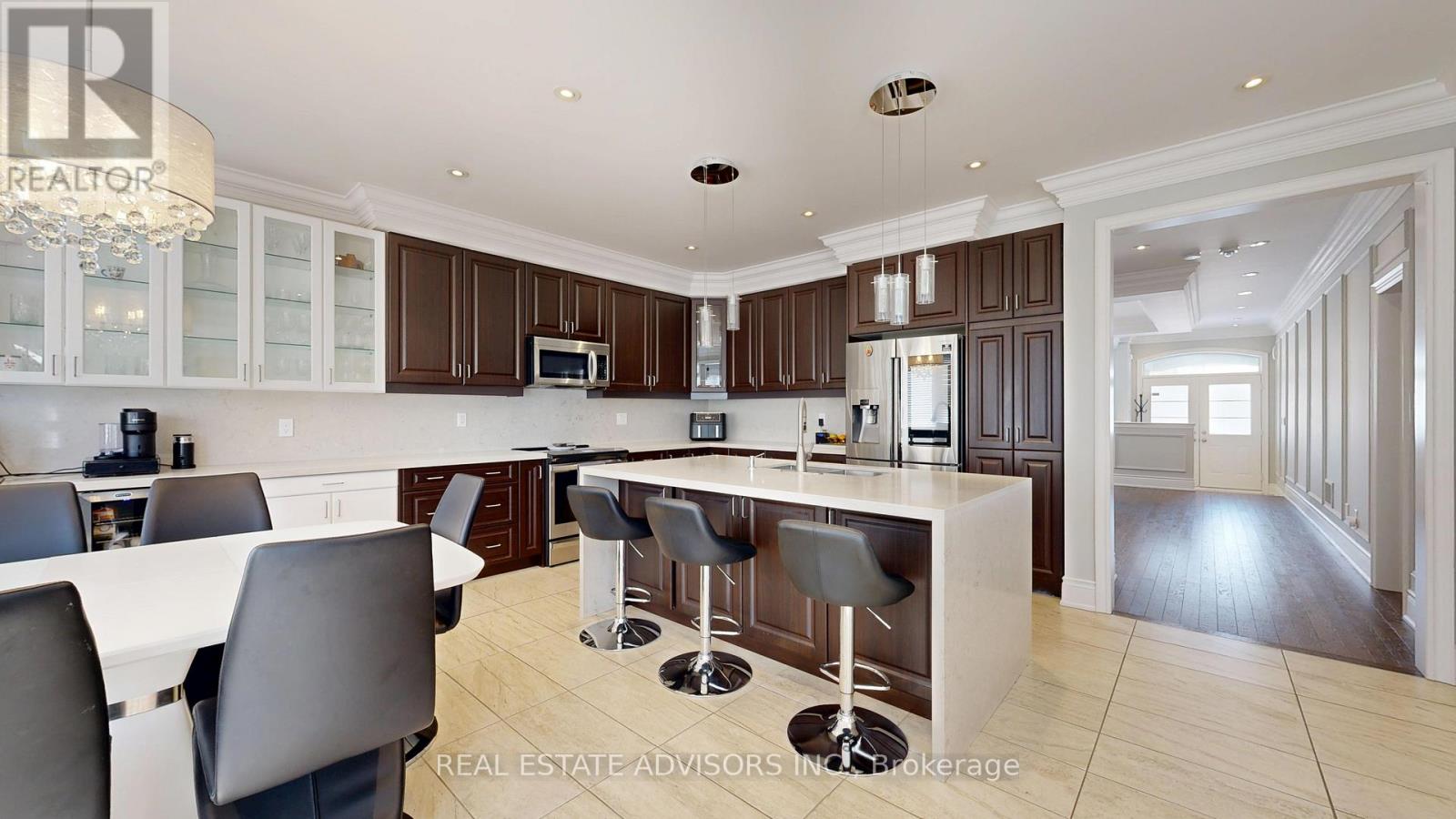 129 Squire Ellis Drive, Brampton, Ontario  L6P 4J4 - Photo 18 - W12904228