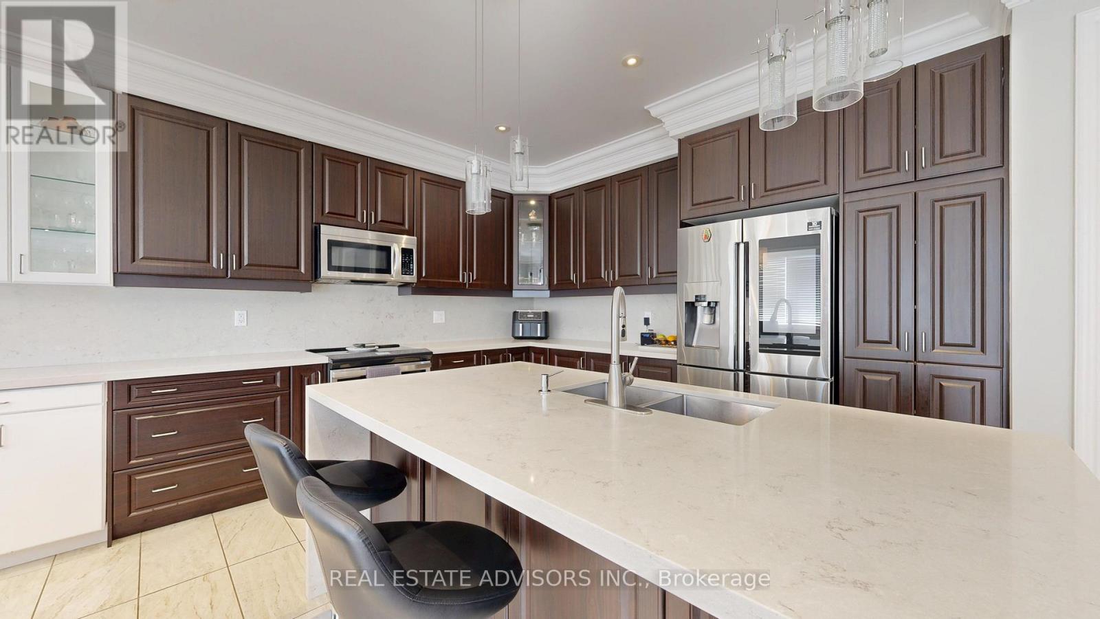 129 Squire Ellis Drive, Brampton, Ontario  L6P 4J4 - Photo 19 - W12904228