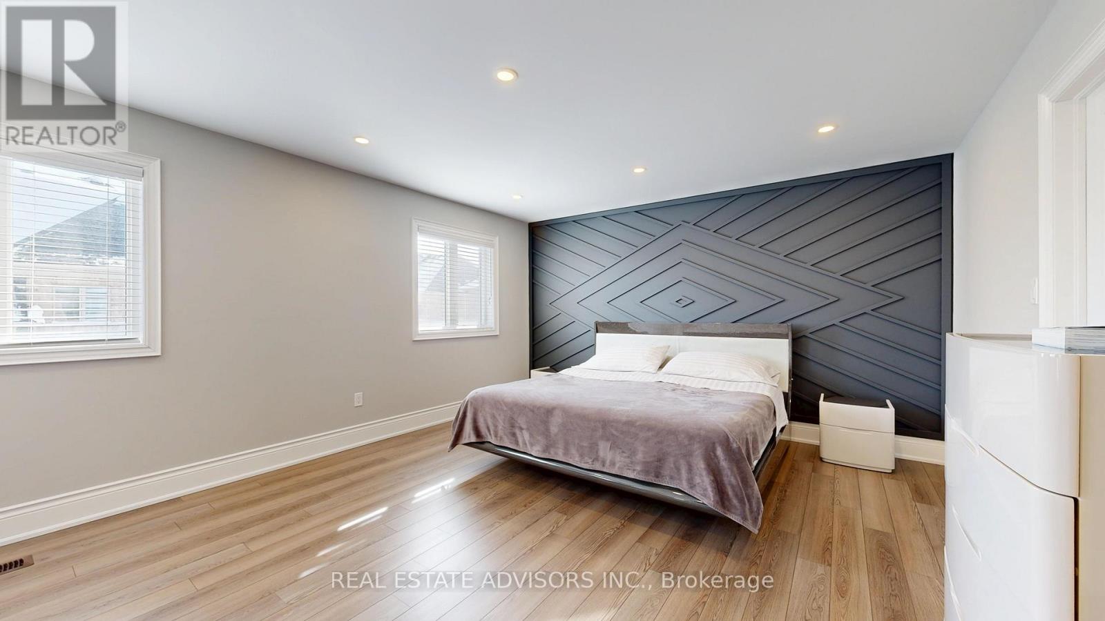 129 Squire Ellis Drive, Brampton, Ontario  L6P 4J4 - Photo 34 - W12904228