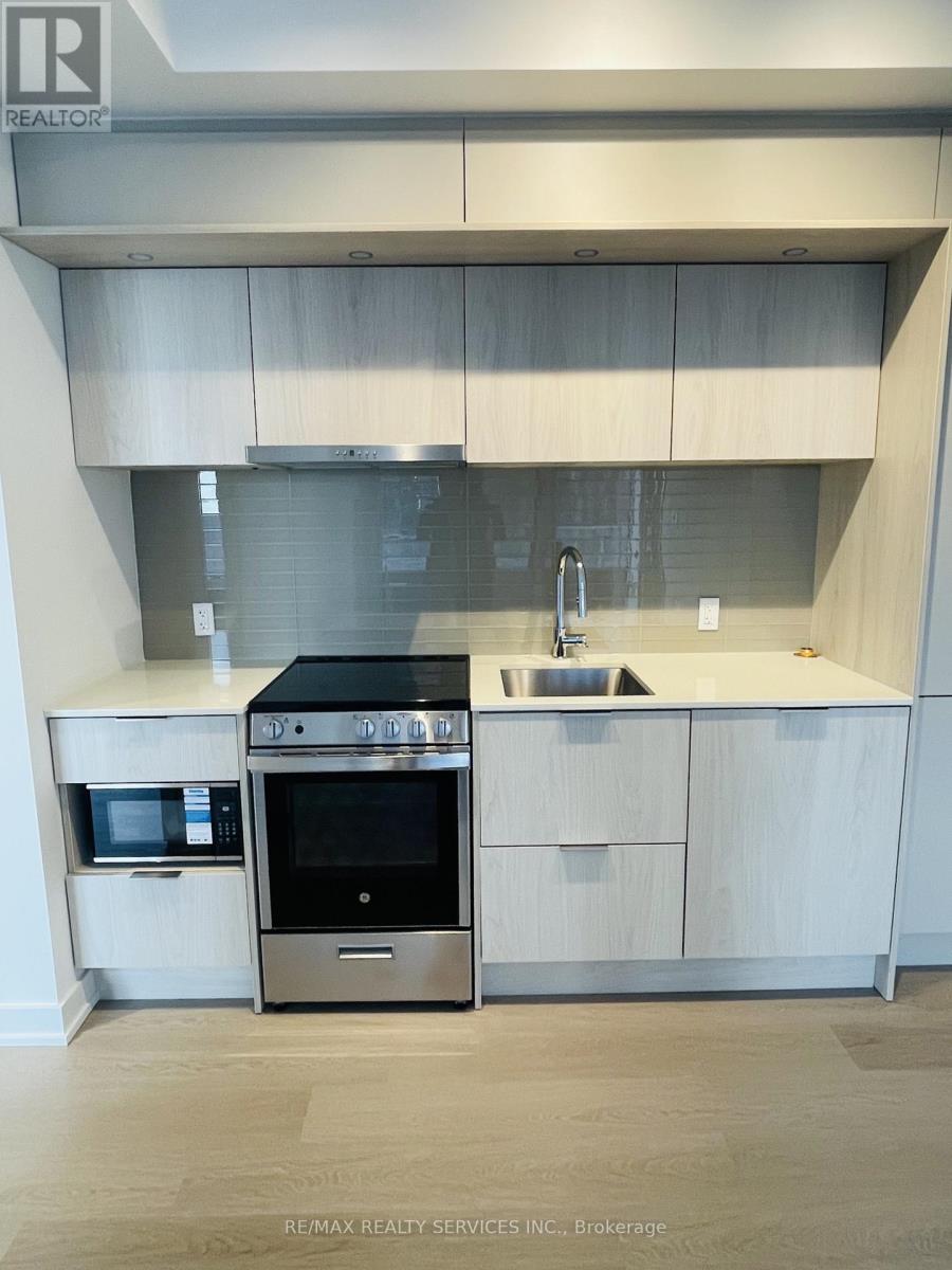 911 - 448 Burnhamthorpe Road W, Mississauga, Ontario  L5B 0R4 - Photo 15 - W12904234