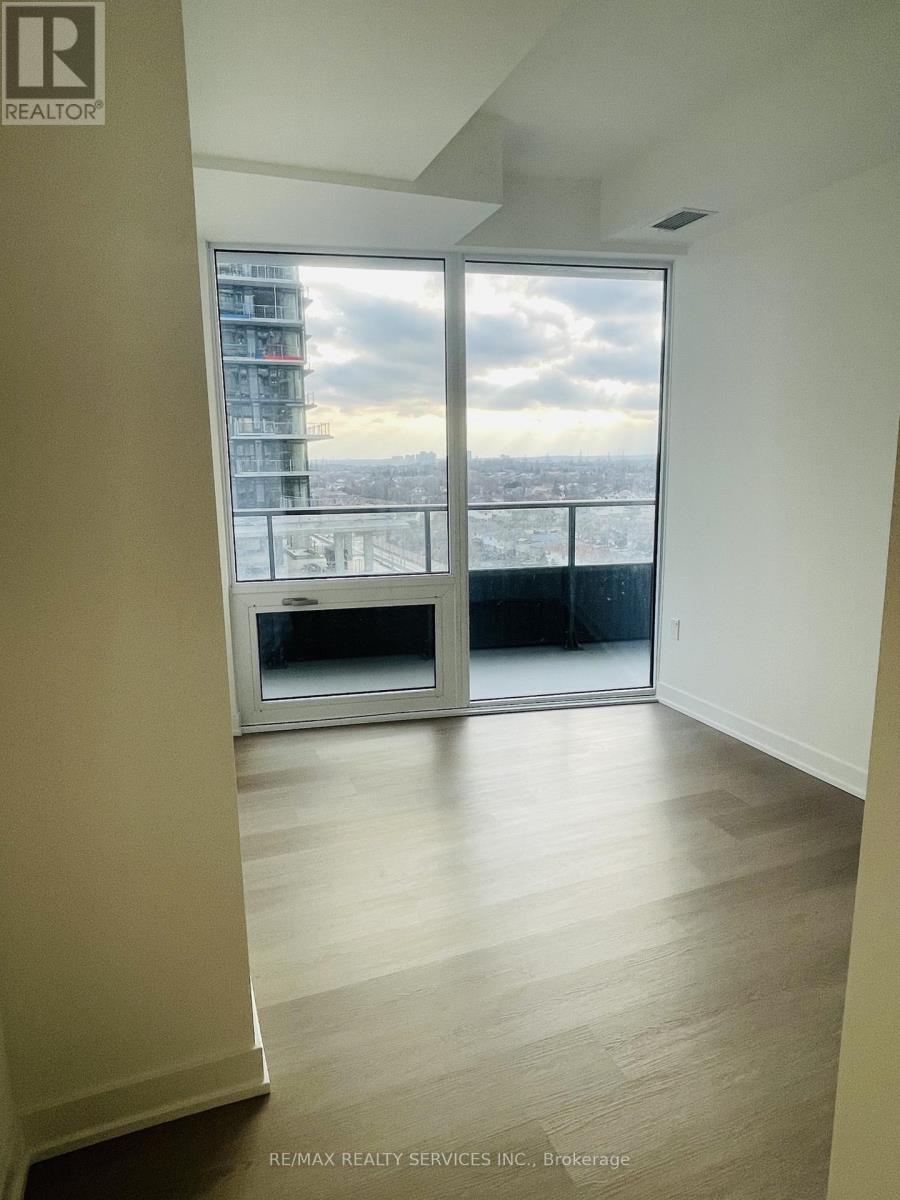 911 - 448 Burnhamthorpe Road W, Mississauga, Ontario  L5B 0R4 - Photo 16 - W12904234