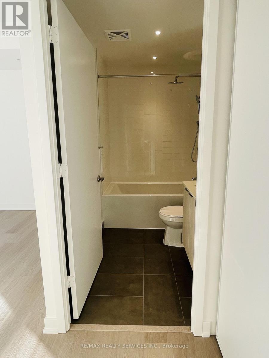 911 - 448 Burnhamthorpe Road W, Mississauga, Ontario  L5B 0R4 - Photo 20 - W12904234