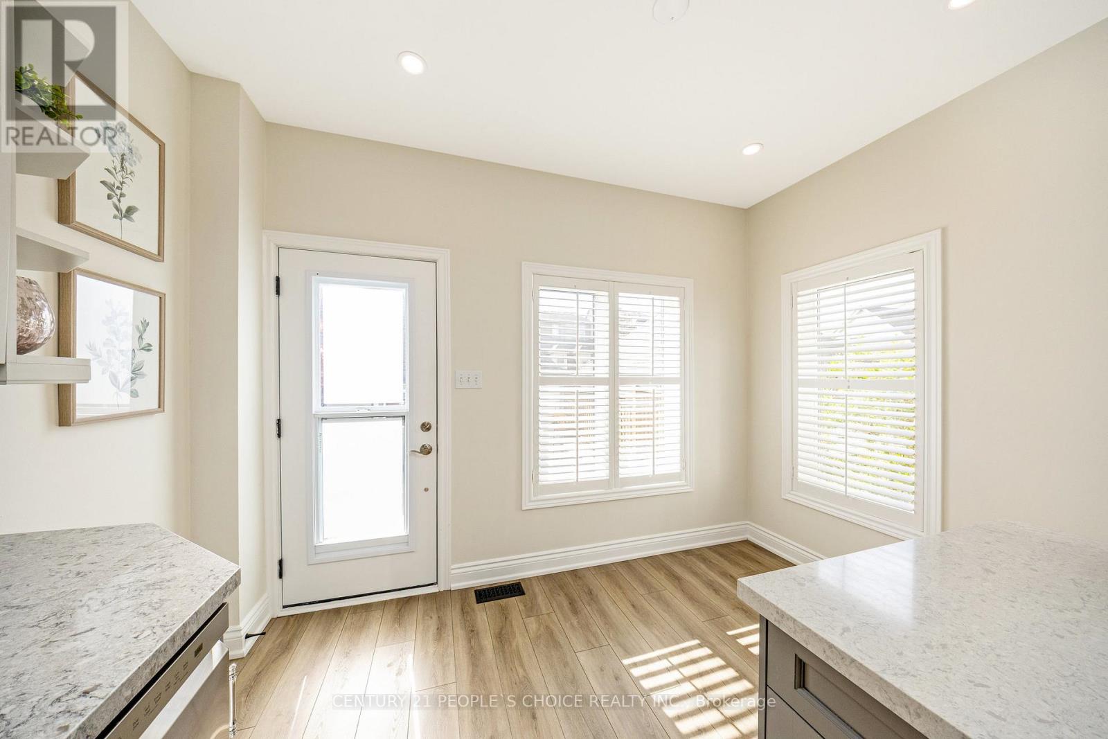 170 Roxton Road, Oakville, Ontario  L6H 6N1 - Photo 19 - W12904248