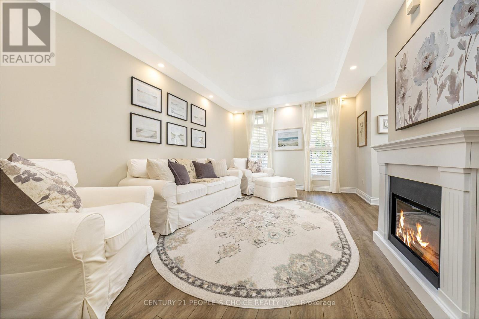 170 Roxton Road, Oakville, Ontario  L6H 6N1 - Photo 7 - W12904248