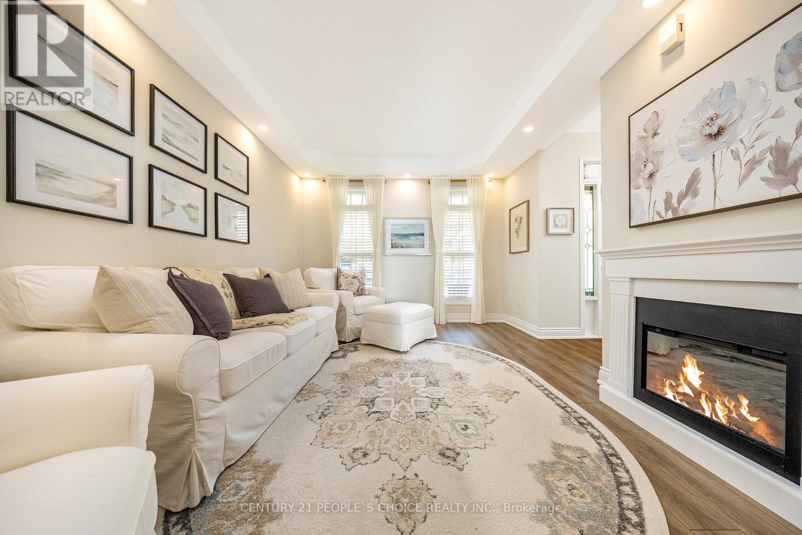 170 Roxton Road, Oakville, Ontario  L6H 6N1 - Photo 8 - W12904248