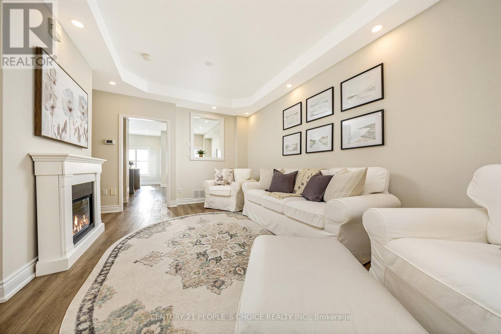 170 Roxton Road, Oakville, Ontario  L6H 6N1 - Photo 9 - W12904248