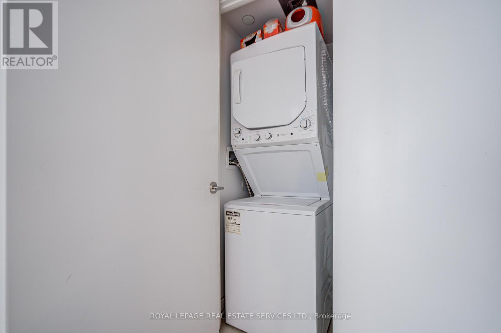 901 - 160 Flemington Road, Toronto, Ontario  M6A 0A9 - Photo 19 - W12904254