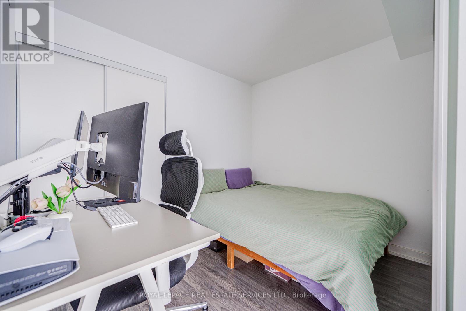 901 - 160 Flemington Road, Toronto, Ontario  M6A 0A9 - Photo 25 - W12904254