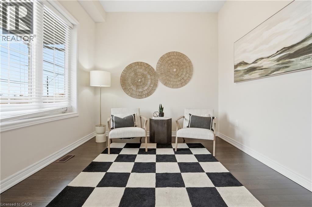 310 Main Street E, Grimsby, Ontario  L3M 1S6 - Photo 4 - 40813839