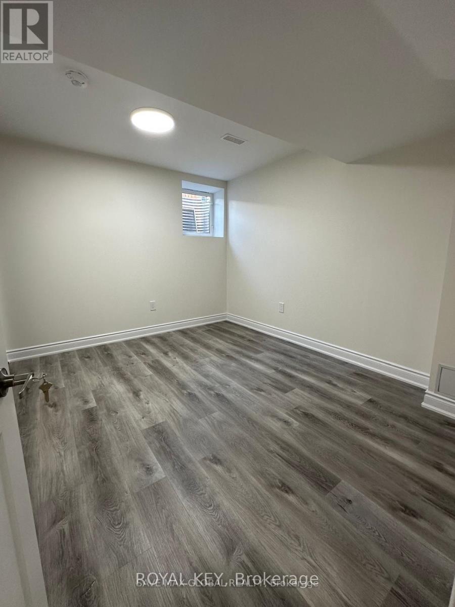 28 Kalmia Road, Brampton, Ontario  L6X 5G4 - Photo 3 - W12904282