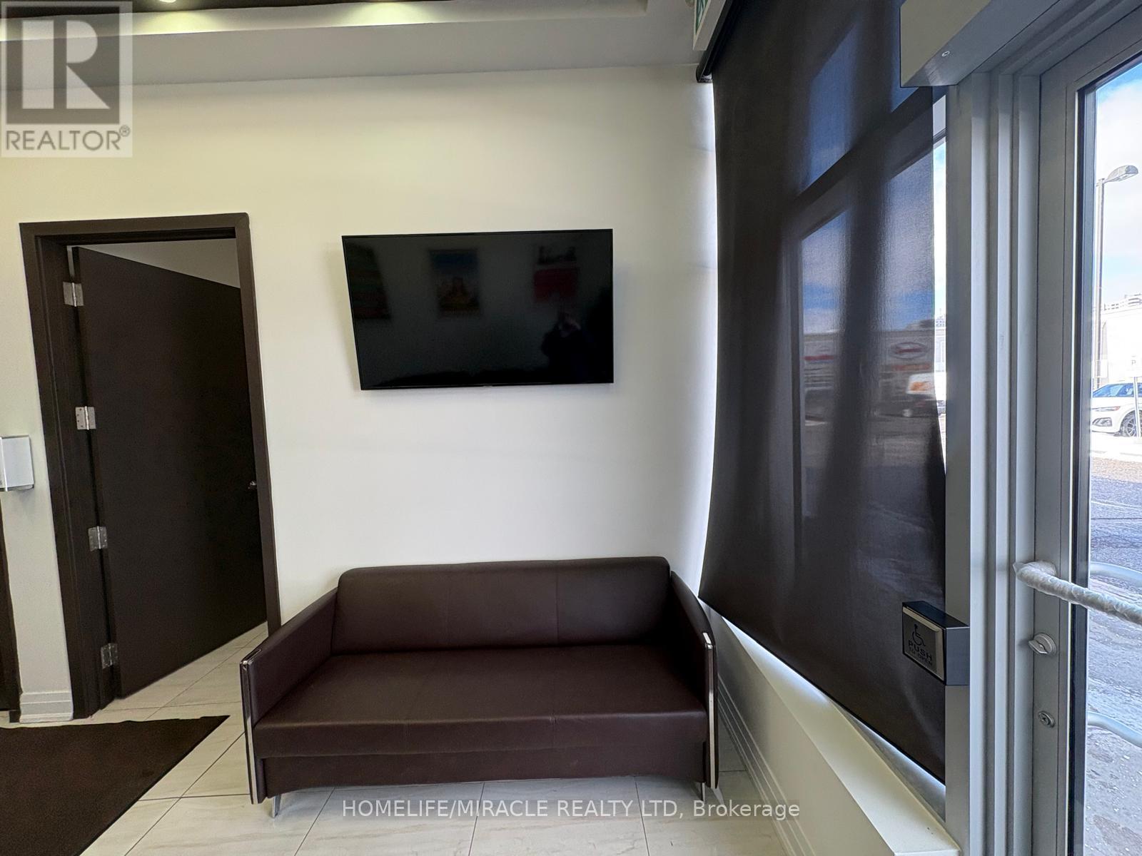 34 - 7920 Hurontario Street, Brampton, Ontario  L6Y 0C7 - Photo 4 - W12904344