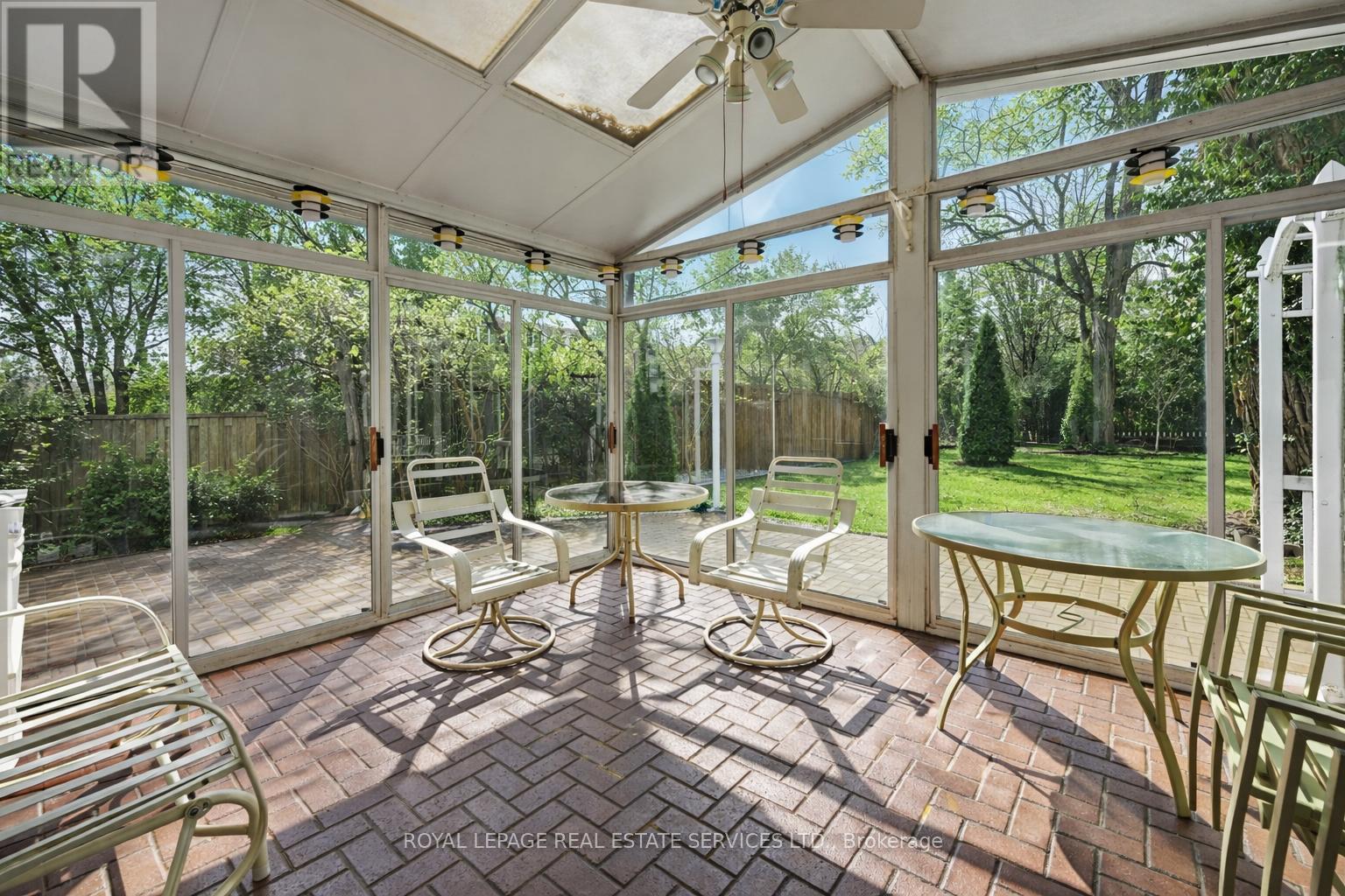 224 Sunray Road, Oakville, Ontario  L6L 3R6 - Photo 10 - W12904346