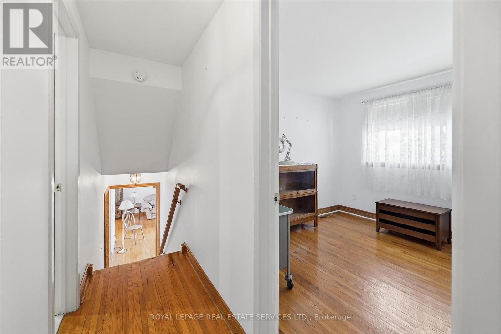 224 Sunray Road, Oakville, Ontario  L6L 3R6 - Photo 28 - W12904346