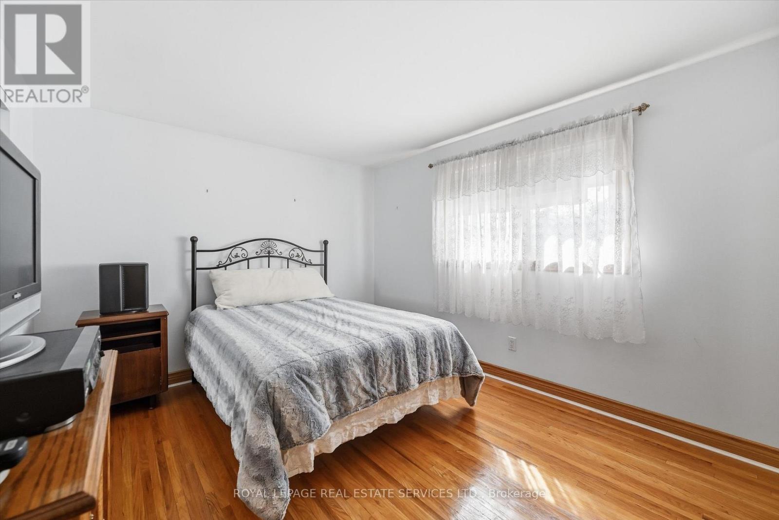 224 Sunray Road, Oakville, Ontario  L6L 3R6 - Photo 32 - W12904346