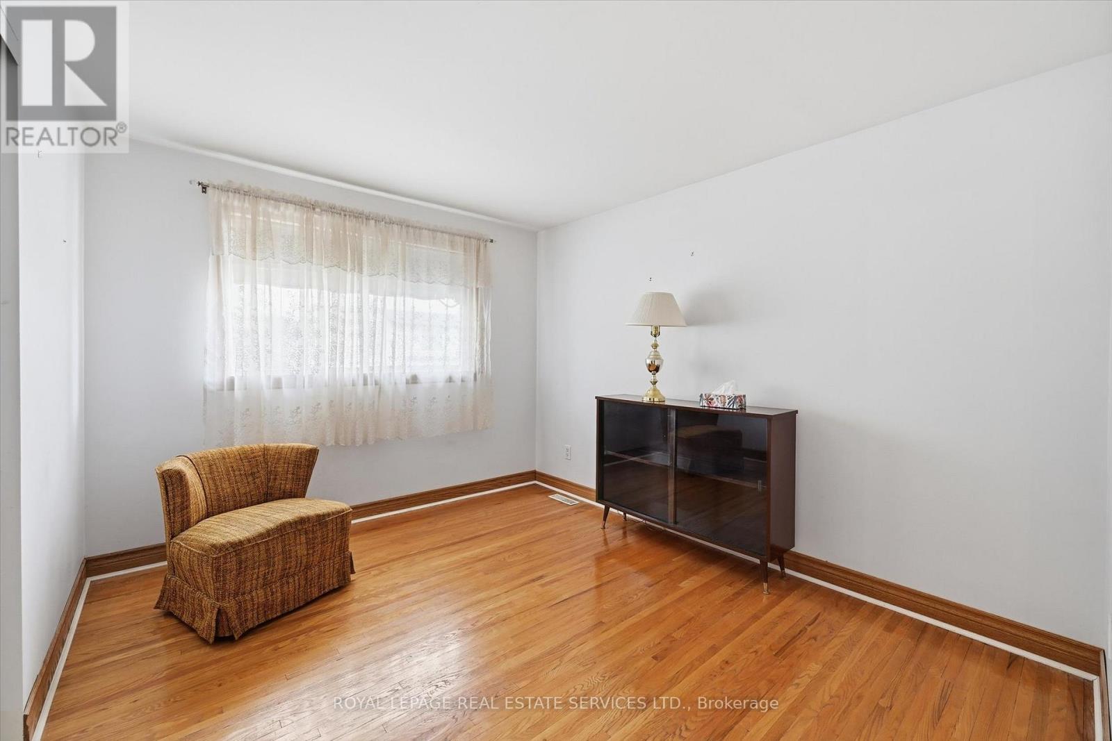 224 Sunray Road, Oakville, Ontario  L6L 3R6 - Photo 36 - W12904346