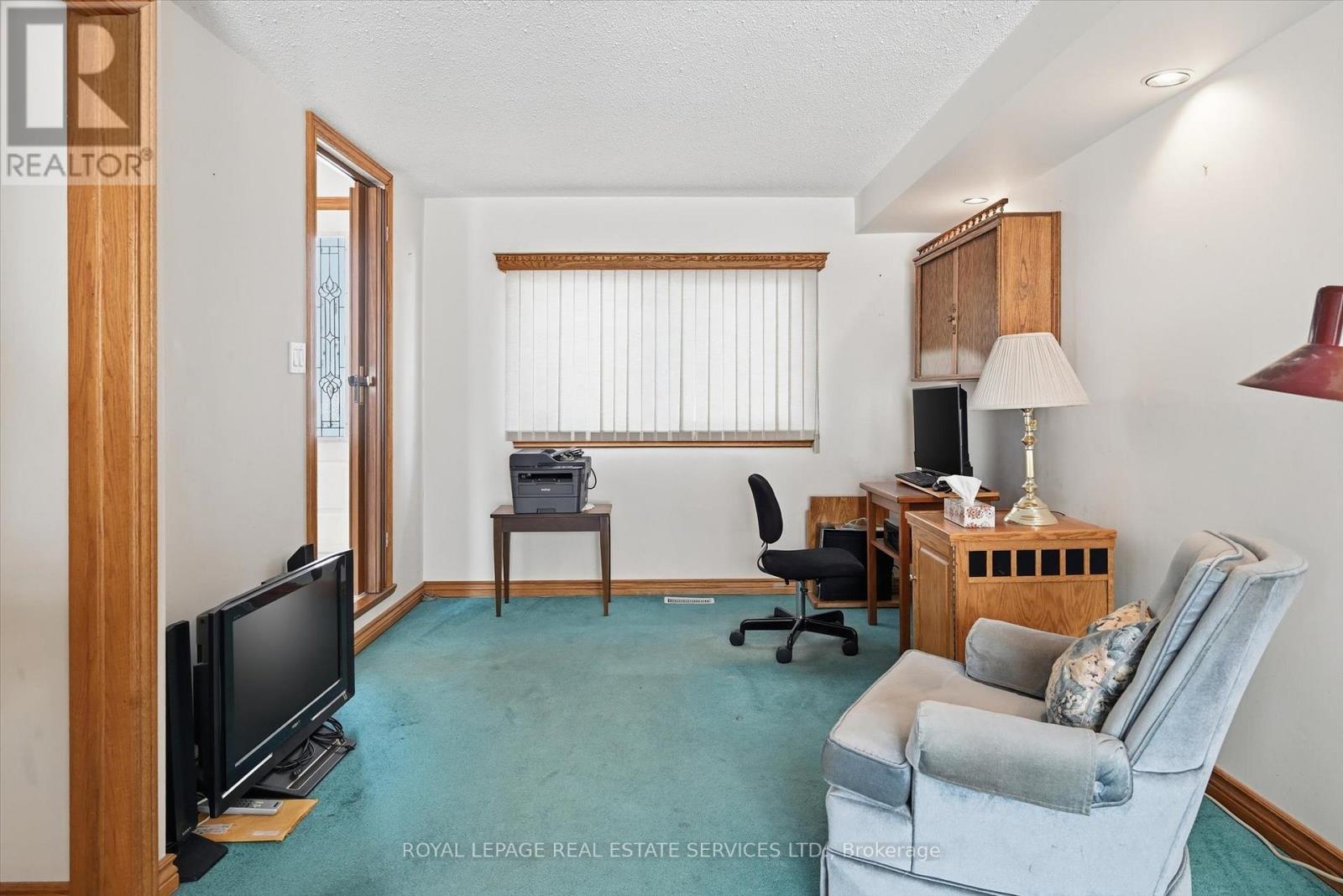 224 Sunray Road, Oakville, Ontario  L6L 3R6 - Photo 6 - W12904346