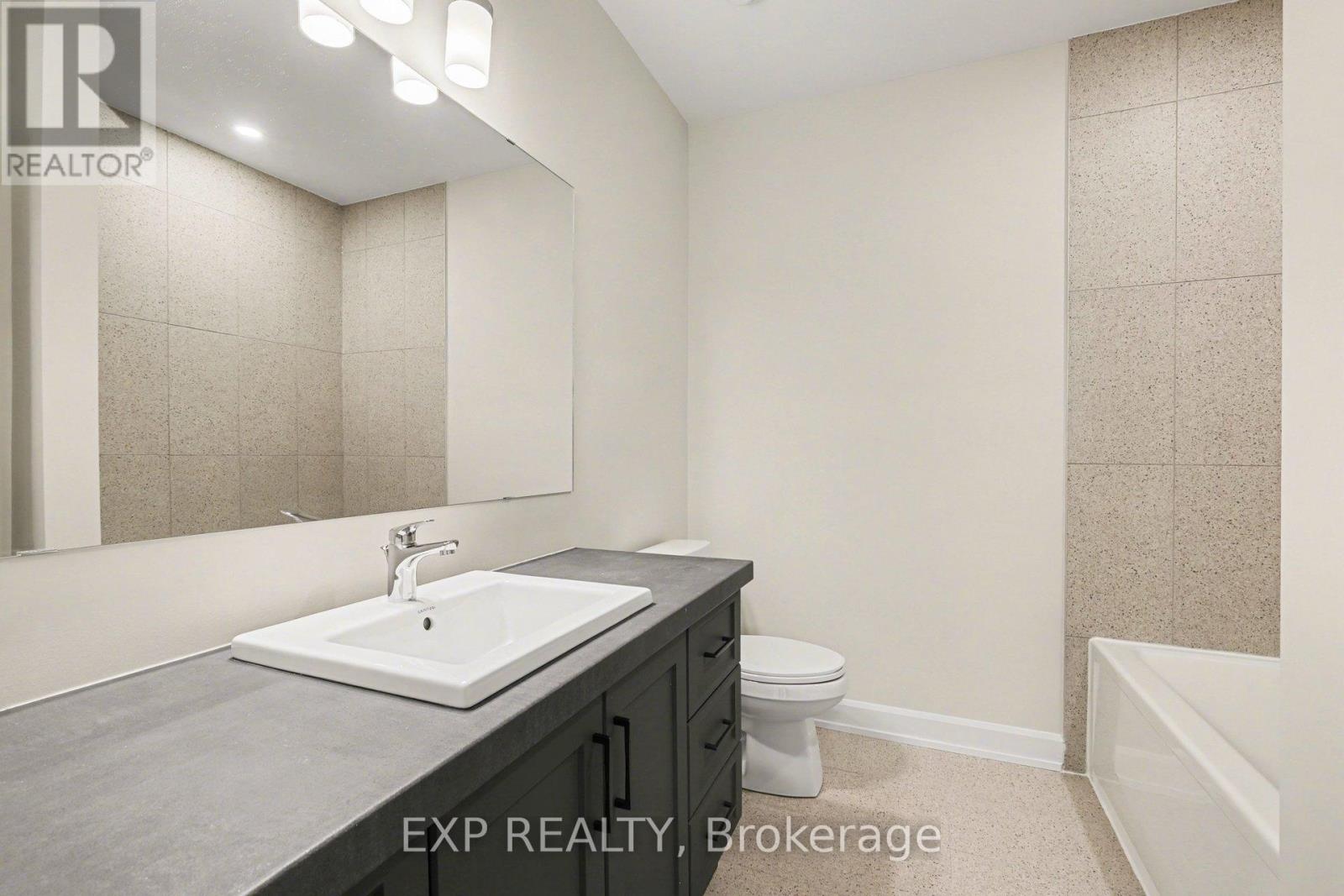 B - 440 Falcon Lane, Russell, Ontario  K4R 0M5 - Photo 15 - X12785210