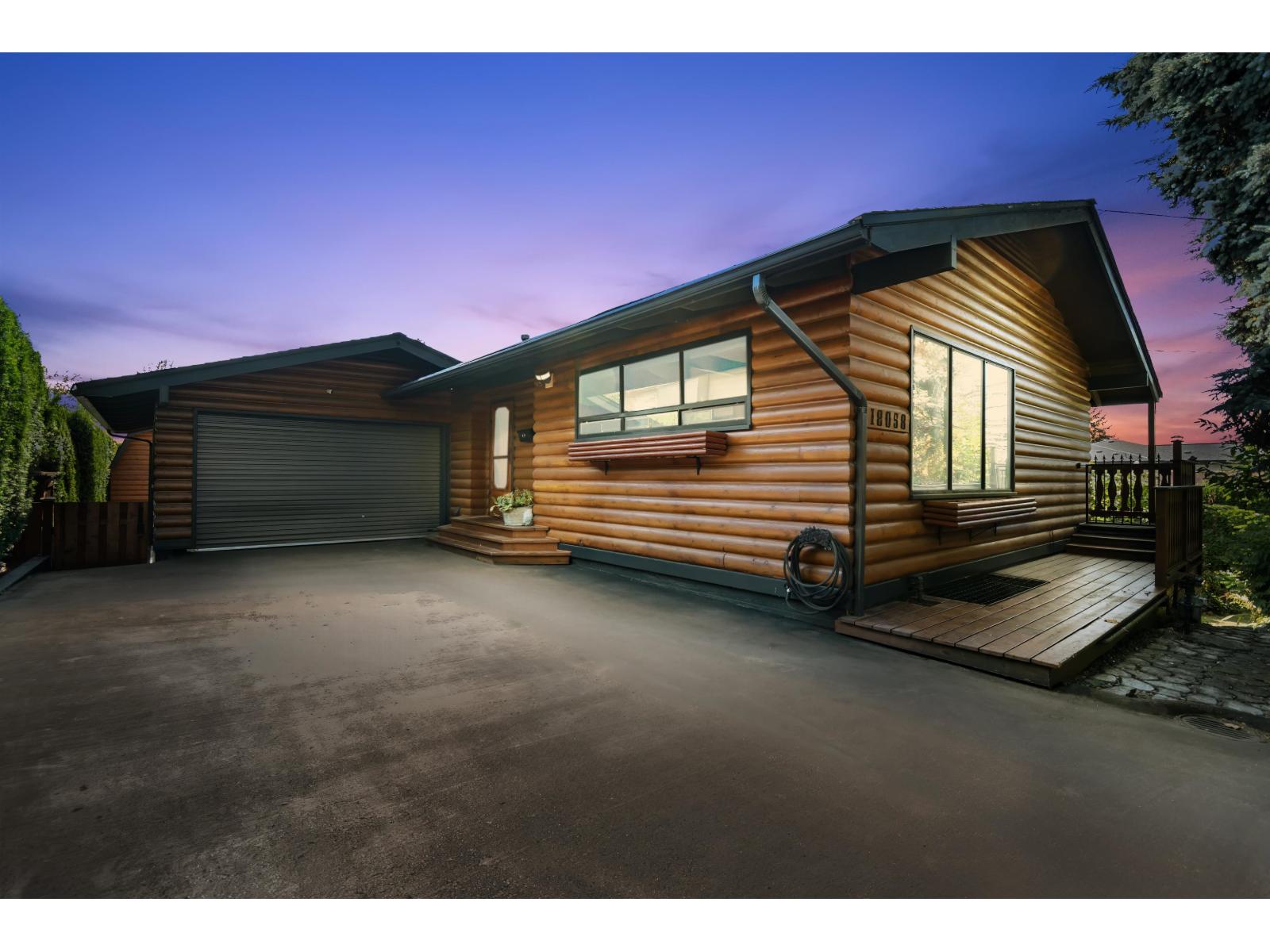 18058 57a Avenue, Surrey, British Columbia  V3S 1J6 - Photo 3 - R3101512