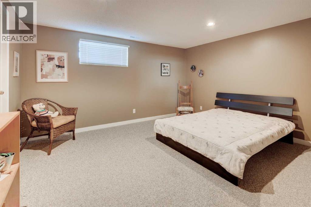 9 Mountain Place, Okotoks, Alberta  T1S 1G7 - Photo 30 - A2282183