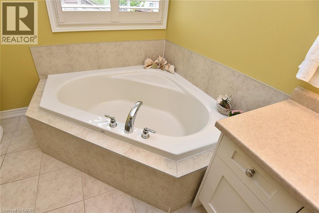 21 Guest Street, Ancaster, Ontario  L9K 0G2 - Photo 26 - 40813753