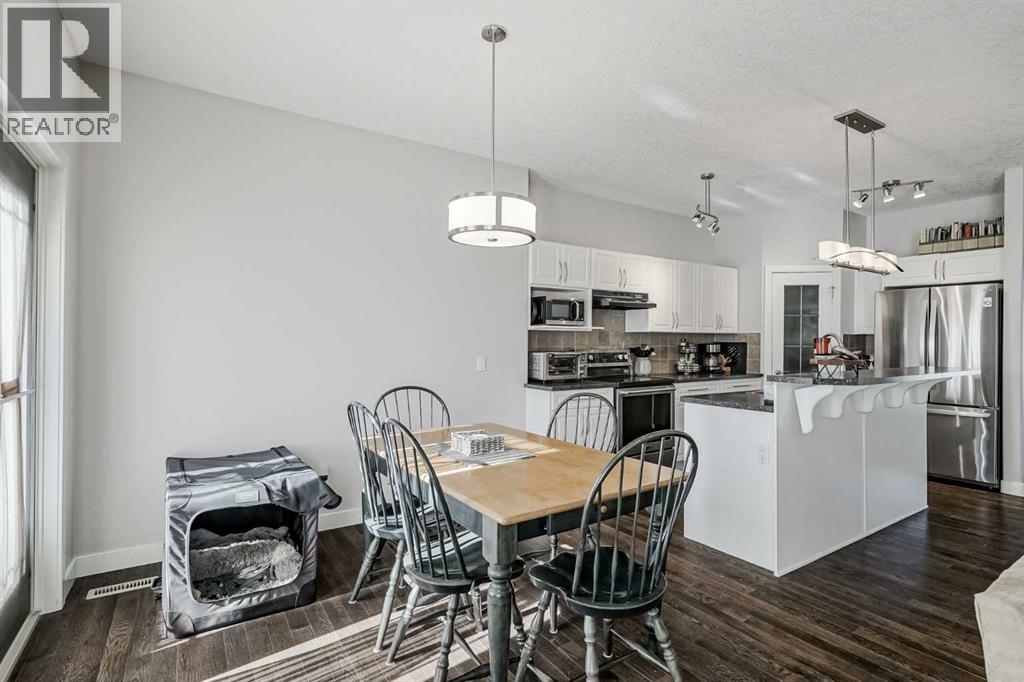 103 Bridle Estates Mews Sw, Calgary, Alberta  T2A 6R1 - Photo 14 - A2284476