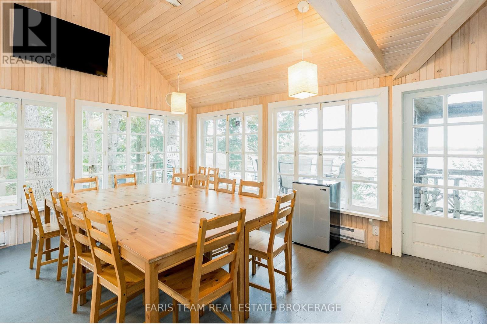 29 Island 26 Lm, Gravenhurst, Ontario  P1P 1R2 - Photo 10 - X12904194