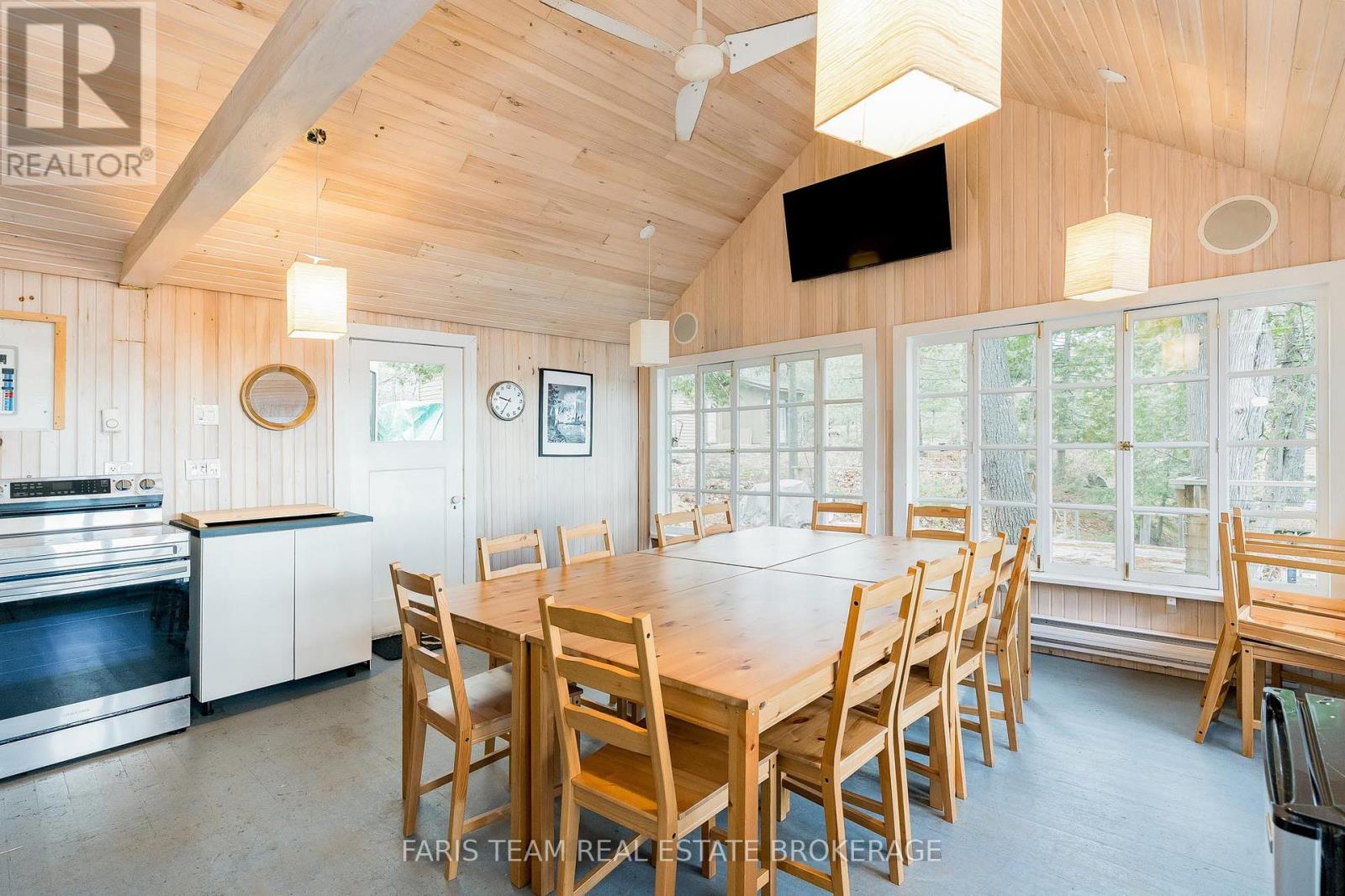 29 Island 26 Lm, Gravenhurst, Ontario  P1P 1R2 - Photo 11 - X12904194