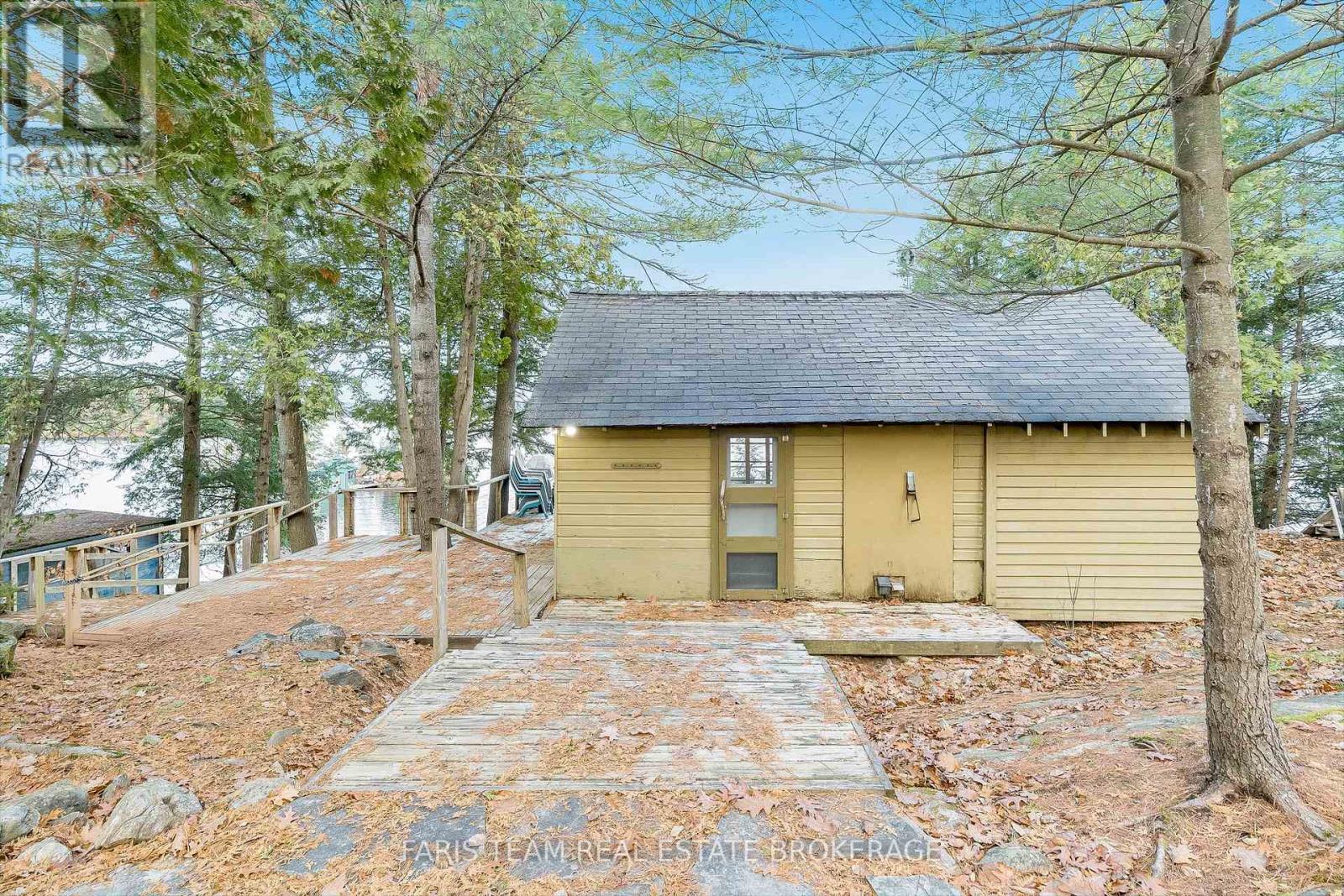 29 Island 26 Lm, Gravenhurst, Ontario  P1P 1R2 - Photo 17 - X12904194