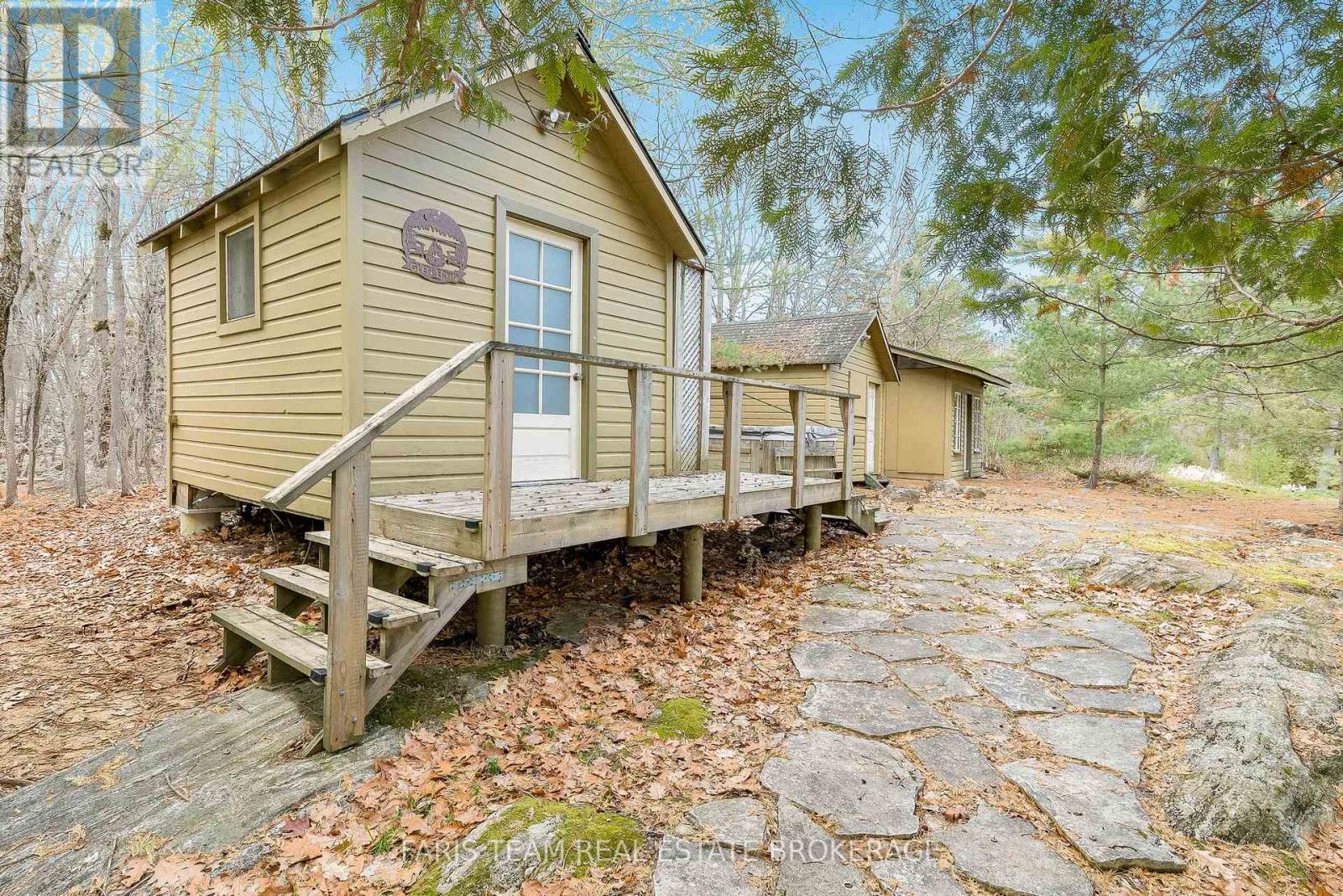 29 Island 26 Lm, Gravenhurst, Ontario  P1P 1R2 - Photo 20 - X12904194