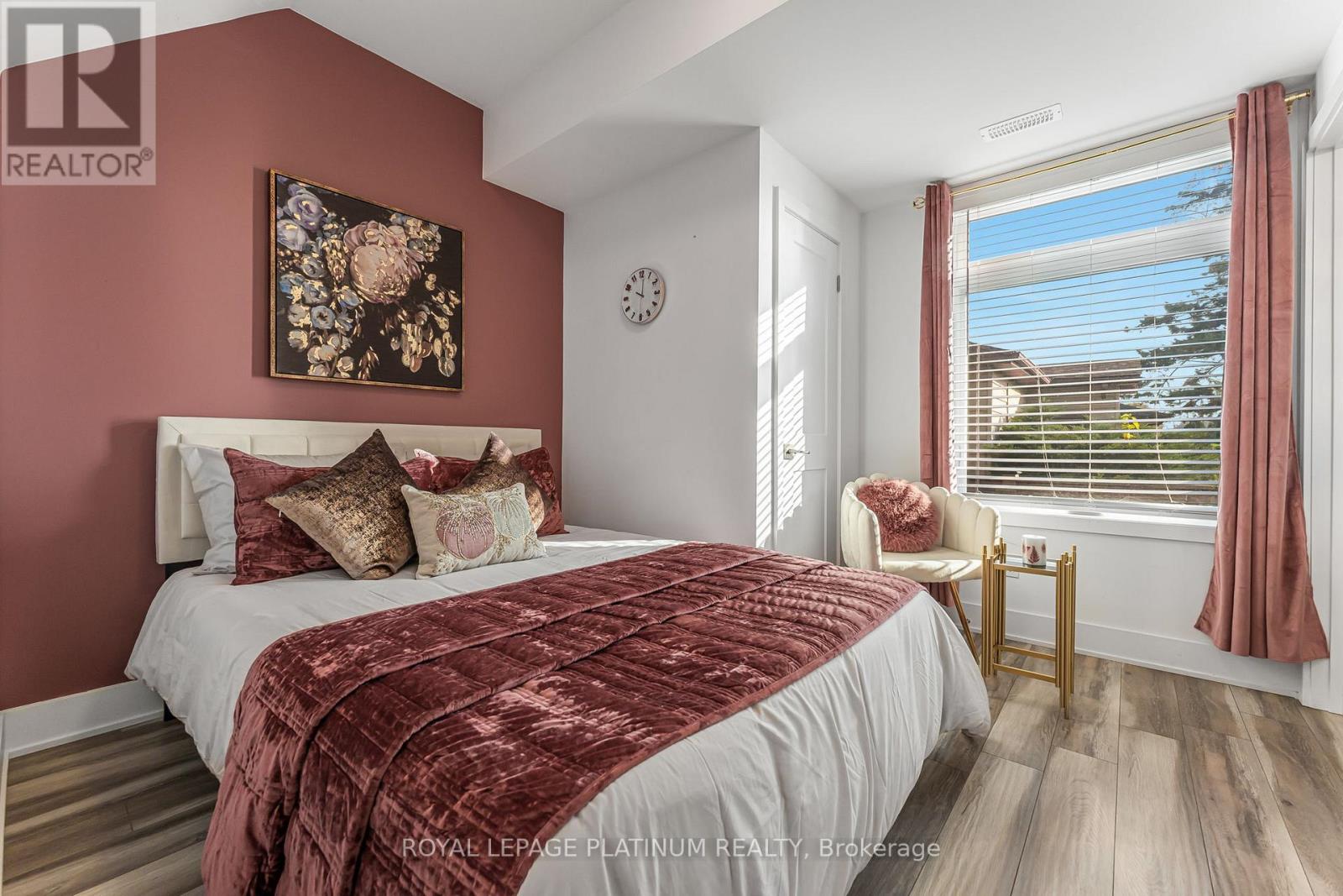 213 - 6065 Mcleod Road, Niagara Falls, Ontario  L2G 0Z7 - Photo 18 - X12904210