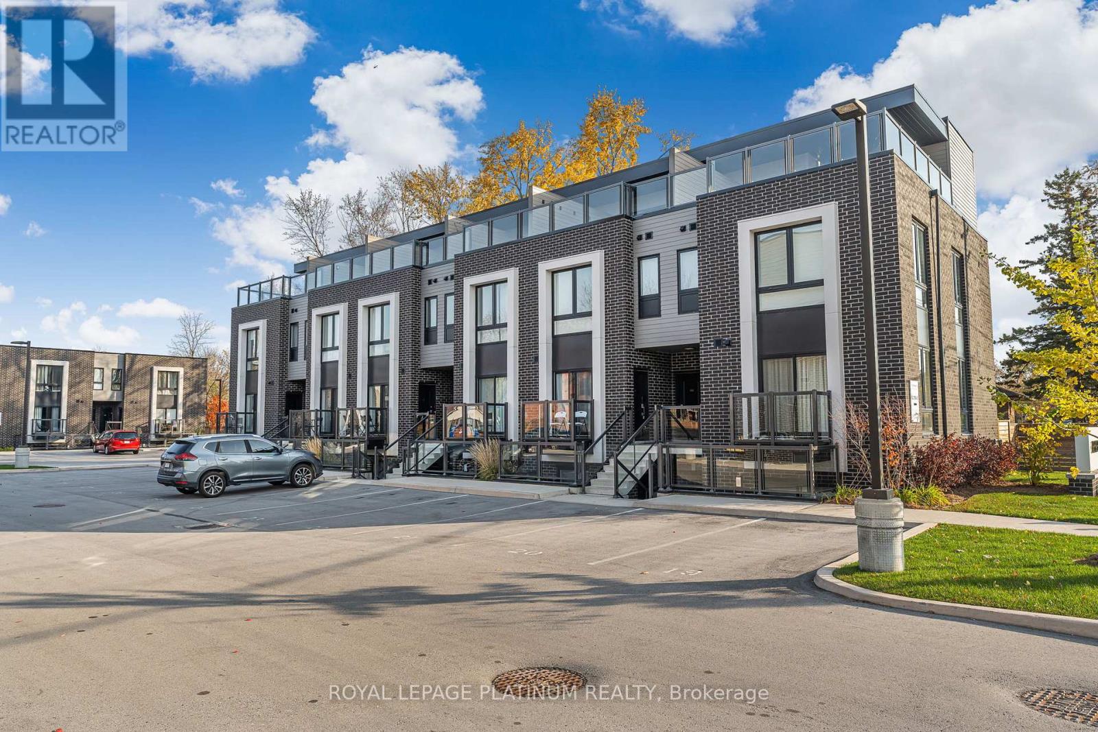 213 - 6065 Mcleod Road, Niagara Falls, Ontario  L2G 0Z7 - Photo 3 - X12904210