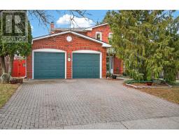 7 BARBICAN TRAIL, St. Catharines, Ontario